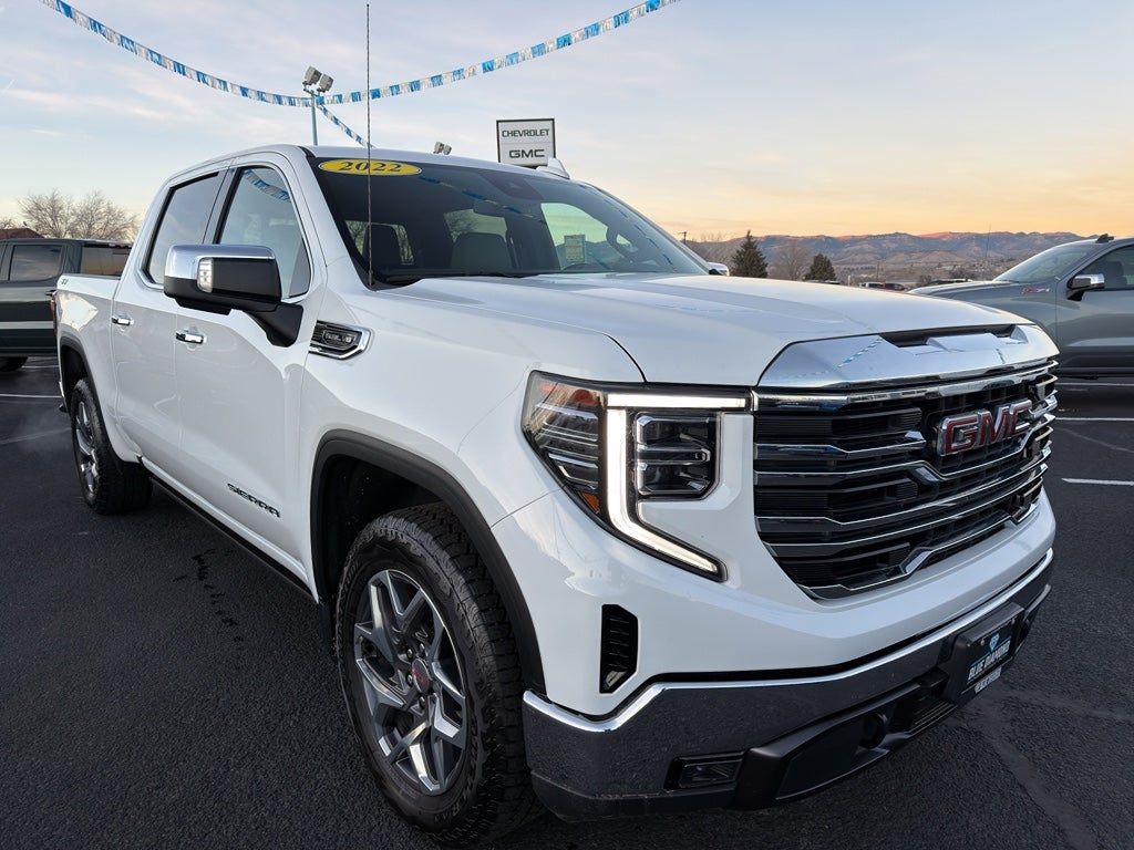 2022 GMC Sierra SLT
