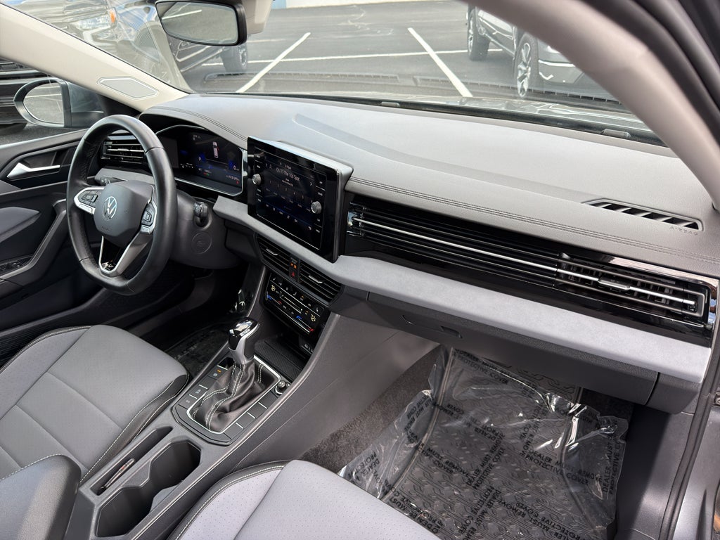 2025 Volkswagen Jetta SE