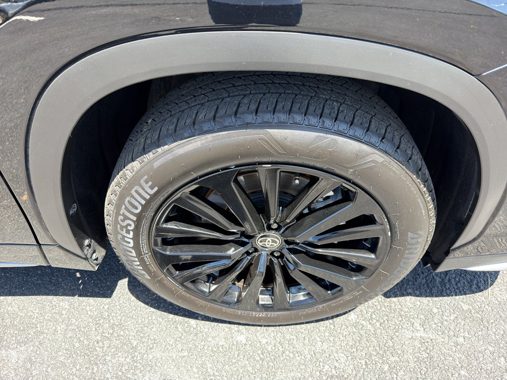 2025 Toyota Highlander XSE