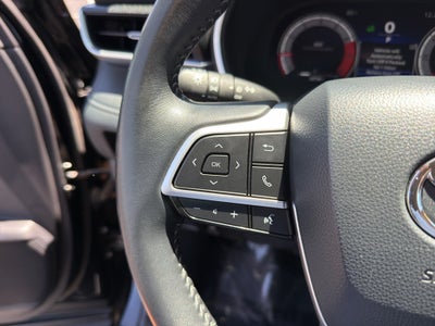 2025 Toyota Highlander XSE