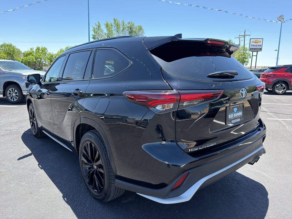 2025 Toyota Highlander XSE