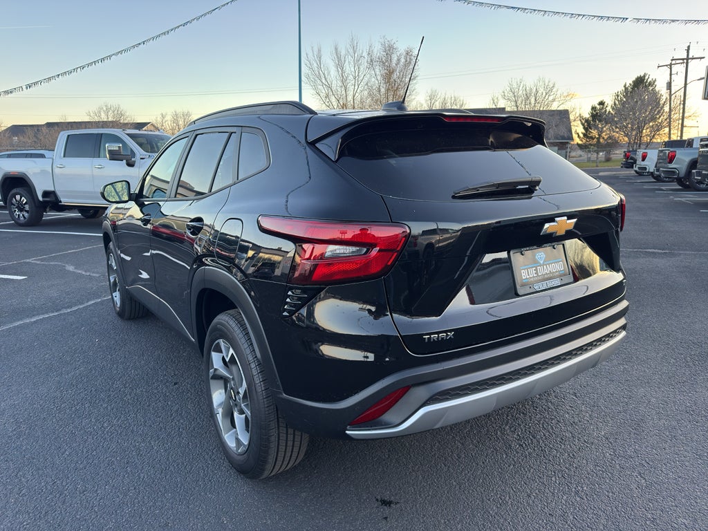 2024 Chevrolet Trax LT