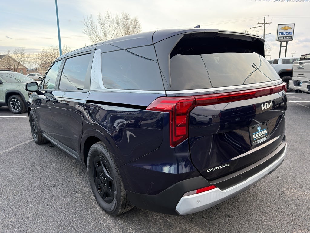 2025 Kia Carnival LXS
